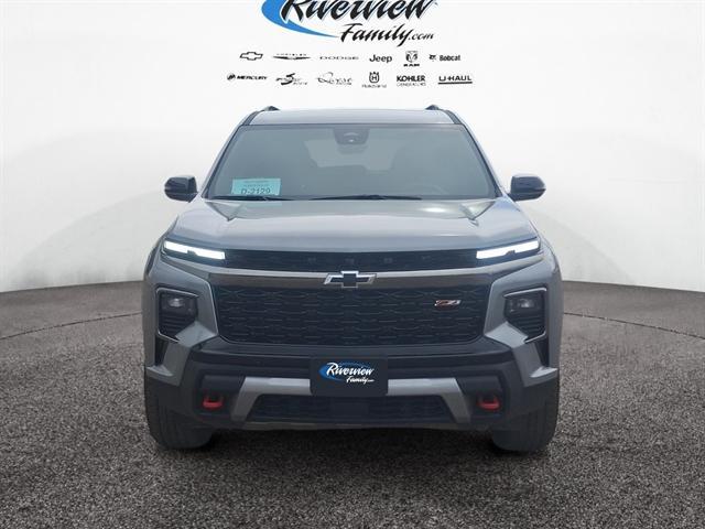 used 2025 Chevrolet Traverse car, priced at $47,490