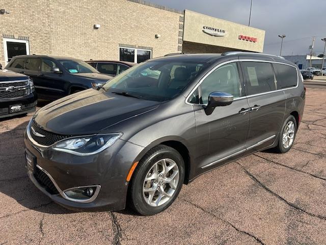 used 2017 Chrysler Pacifica car, priced at $10,989