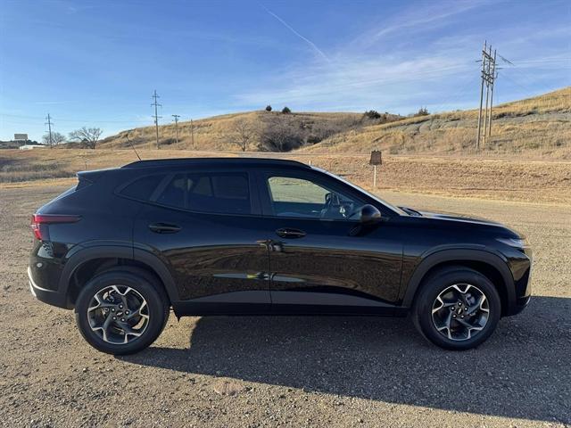 new 2024 Chevrolet Trax car, priced at $24,785