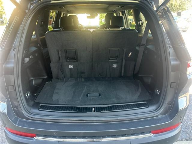 used 2024 Jeep Grand Cherokee L car, priced at $40,915