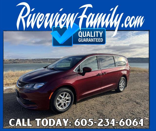 used 2017 Chrysler Pacifica car, priced at $12,500