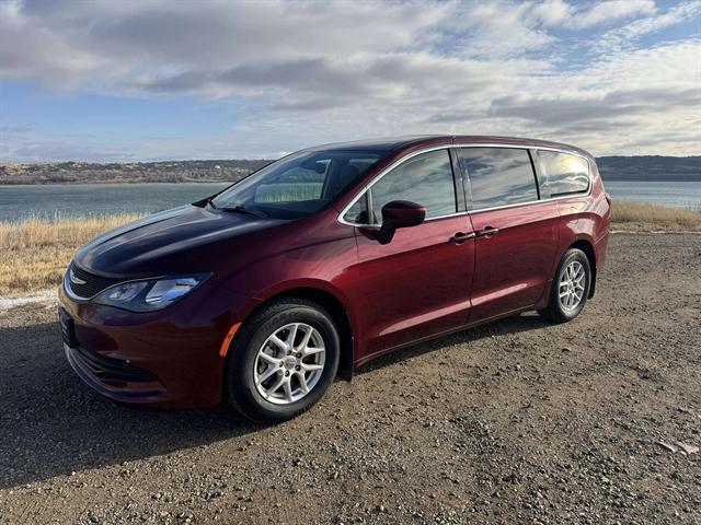 used 2017 Chrysler Pacifica car, priced at $12,500