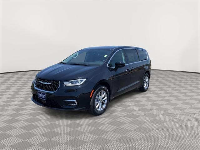 new 2024 Chrysler Pacifica car, priced at $47,445