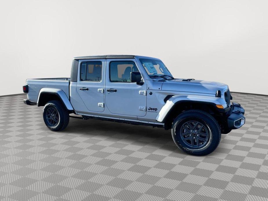 new 2024 Jeep Gladiator car, priced at $44,995