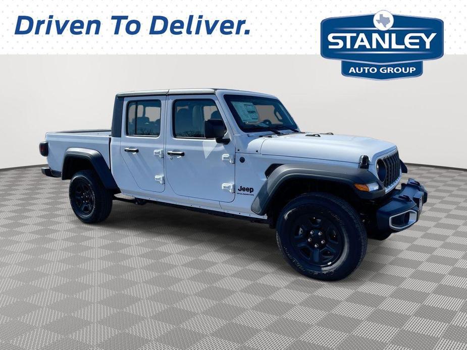new 2024 Jeep Gladiator car, priced at $38,995