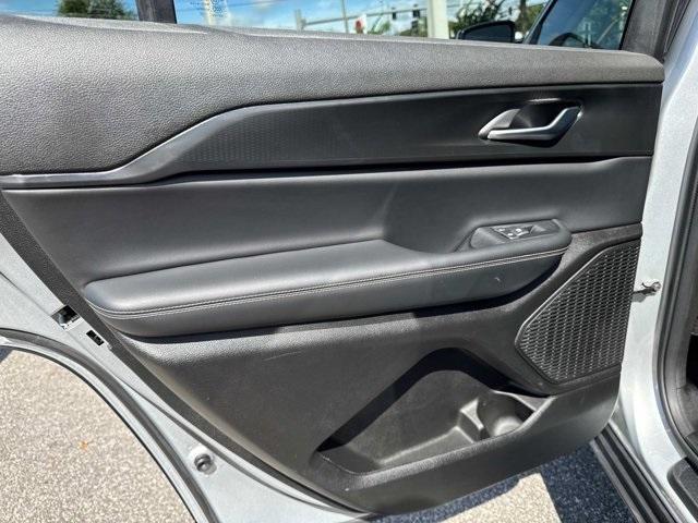 used 2023 Jeep Grand Cherokee L car, priced at $21,998