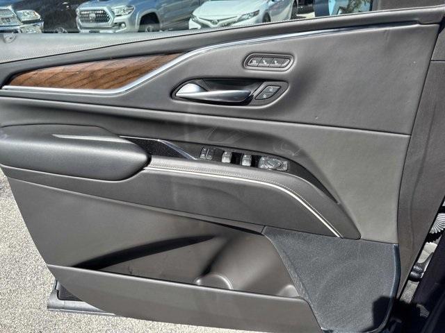used 2024 Cadillac Escalade ESV car, priced at $86,998