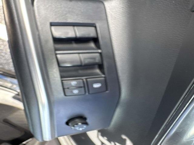 used 2023 Toyota Highlander car, priced at $31,000