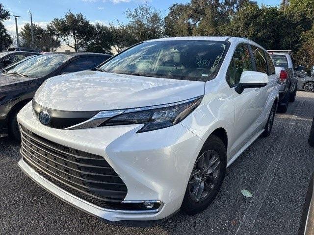 used 2024 Toyota Sienna car, priced at $38,544