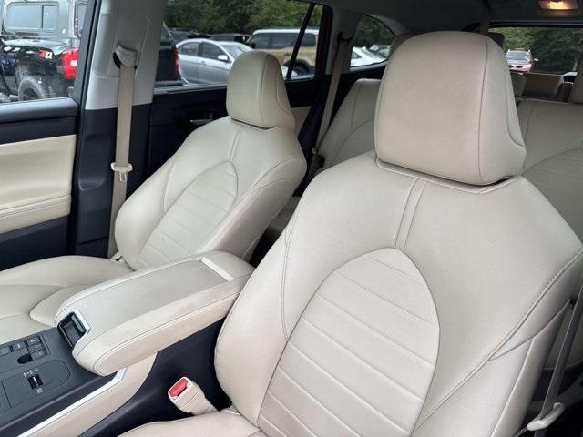 used 2023 Toyota Highlander car, priced at $27,000
