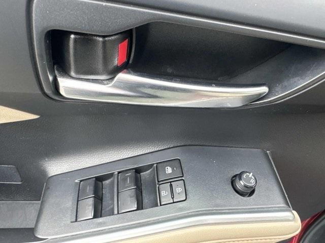 used 2023 Toyota Highlander car, priced at $27,000