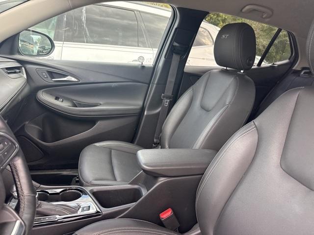 used 2024 Buick Encore GX car, priced at $17,998