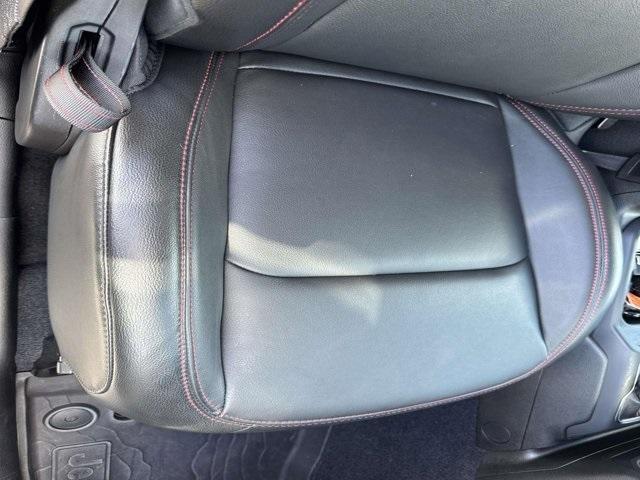 used 2023 Jeep Gladiator car, priced at $32,000