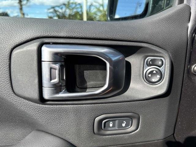 used 2023 Jeep Gladiator car, priced at $32,000