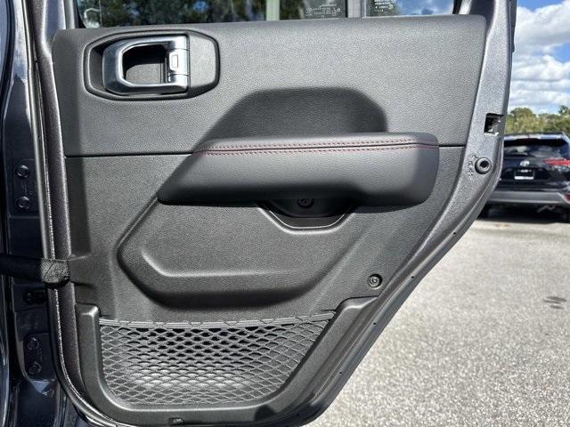 used 2023 Jeep Gladiator car, priced at $32,000