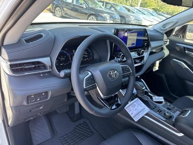 new 2026 Toyota Highlander car, priced at $53,355