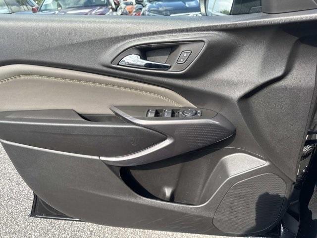 used 2025 Chevrolet Trax car, priced at $21,998