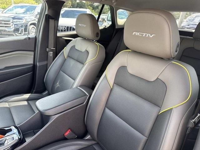 used 2025 Chevrolet Trax car, priced at $21,998
