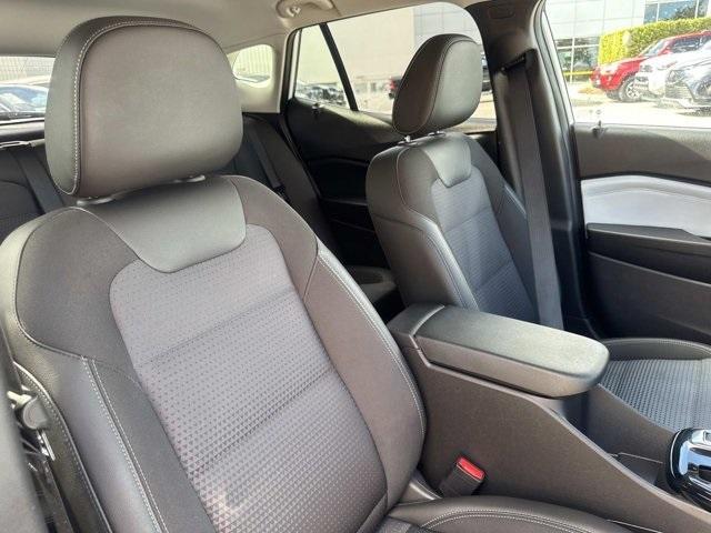used 2025 Chevrolet Trax car, priced at $18,000