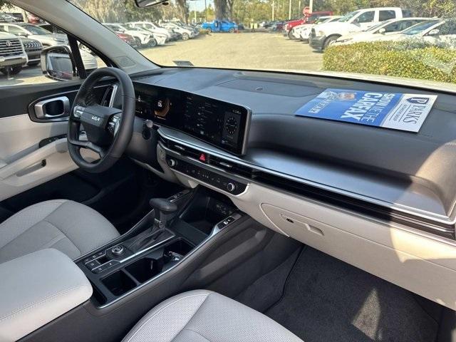 used 2026 Kia Sorento car, priced at $30,998