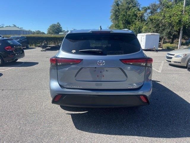 used 2022 Toyota Highlander car, priced at $26,880