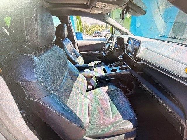 used 2023 Toyota Sienna car, priced at $39,880