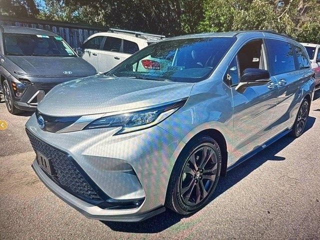 used 2023 Toyota Sienna car, priced at $39,880