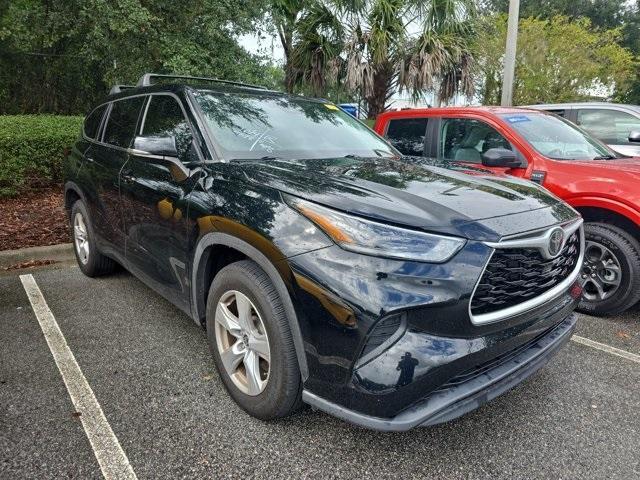 used 2021 Toyota Highlander car, priced at $21,880