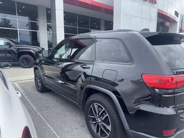 used 2017 Jeep Grand Cherokee car, priced at $9,999