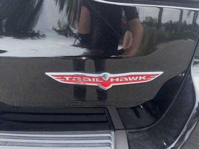 used 2017 Jeep Grand Cherokee car, priced at $9,999