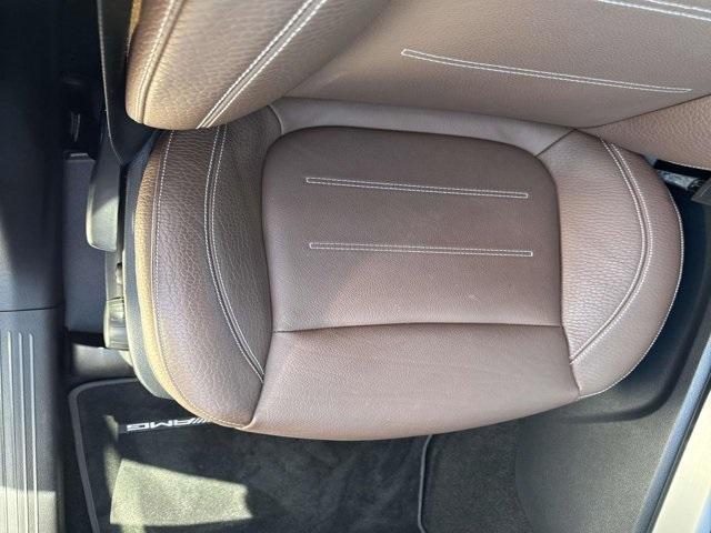 used 2022 Mercedes-Benz GLB 250 car, priced at $25,000
