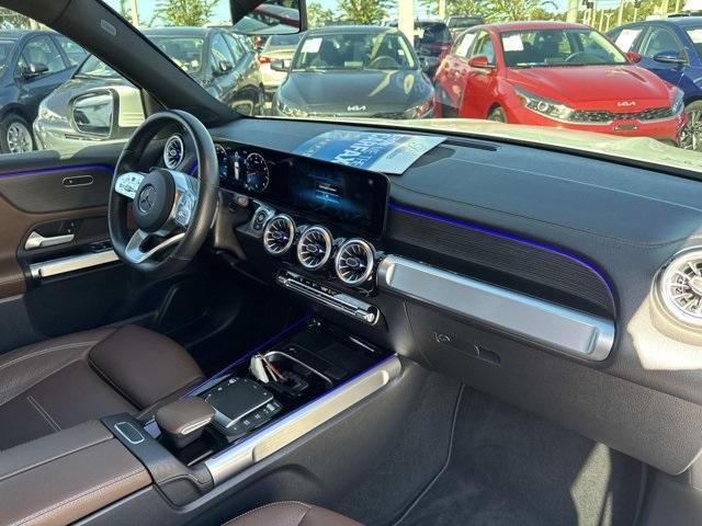 used 2022 Mercedes-Benz GLB 250 car, priced at $25,000