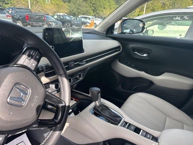 used 2025 Honda HR-V car, priced at $25,998