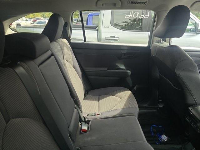 used 2023 Toyota Highlander car, priced at $26,998