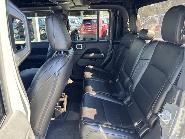 used 2022 Jeep Gladiator car, priced at $26,998