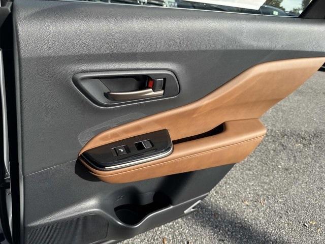 new 2025 Toyota Crown Signia car, priced at $47,690