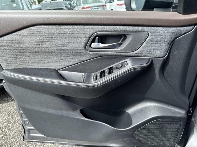 used 2023 Nissan Rogue car, priced at $16,998