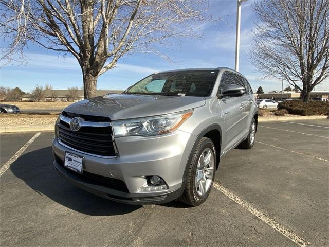 used 2016 Toyota Highlander Hybrid car, priced at $23,990