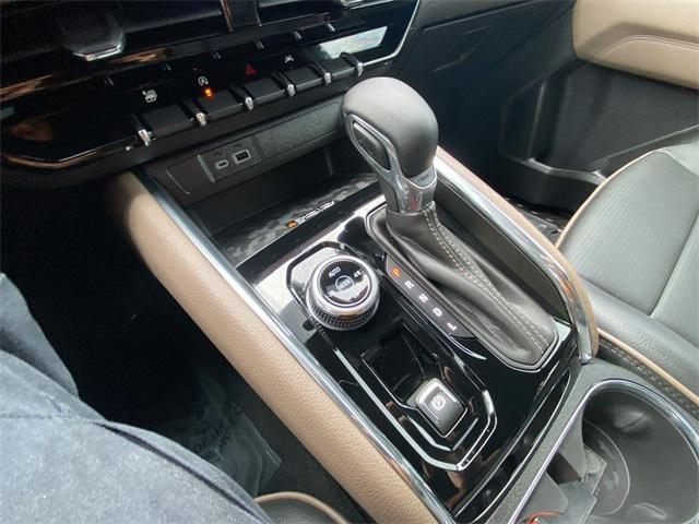 used 2024 GMC Canyon car, priced at $46,901