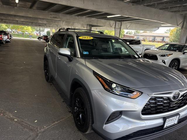 used 2023 Toyota Highlander car, priced at $38,300