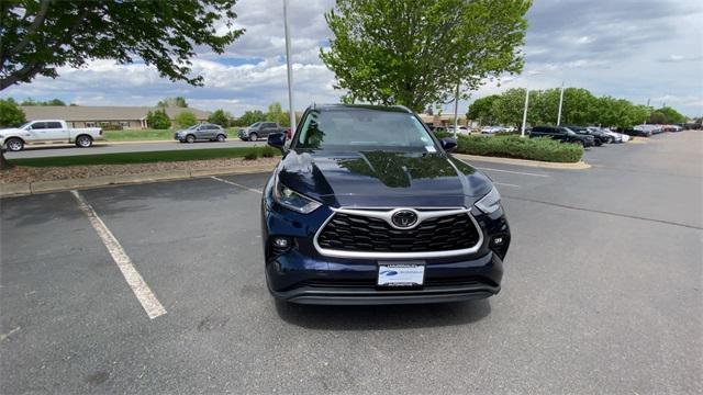 used 2021 Toyota Highlander car, priced at $35,995