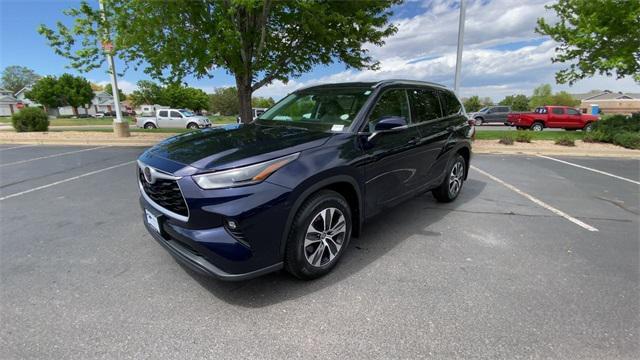 used 2021 Toyota Highlander car, priced at $35,995