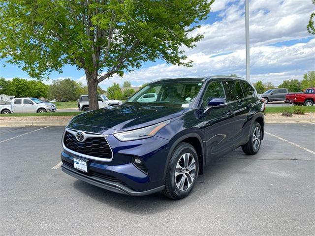 used 2021 Toyota Highlander car, priced at $36,295