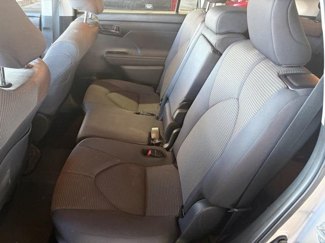 used 2024 Toyota Highlander car, priced at $36,291