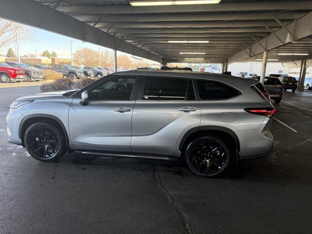 used 2024 Toyota Highlander car, priced at $36,291
