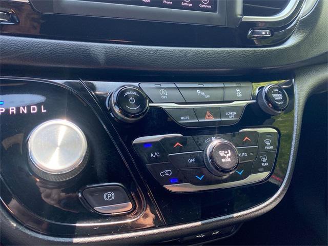 used 2019 Chrysler Pacifica car, priced at $18,999