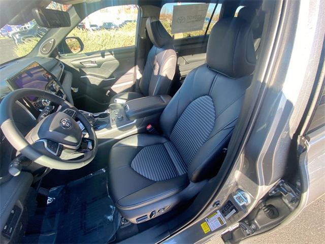 new 2026 Toyota Highlander car, priced at $51,338