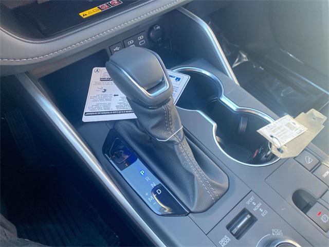 new 2026 Toyota Highlander car, priced at $51,338