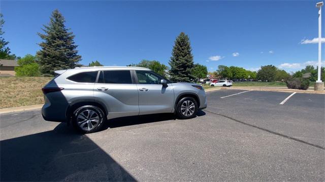 used 2023 Toyota Highlander car, priced at $34,495