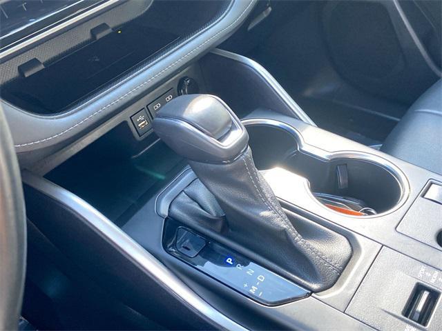 used 2023 Toyota Highlander car, priced at $34,201
